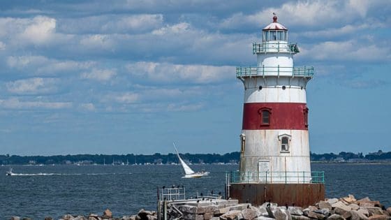 How to File a Rhode Island Mechanics Lien: Requirements and Deadlines